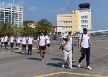 Les Dragons Catalans s’envolent vers Manchester pour la finale de Super League