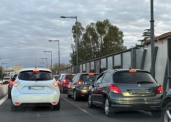Un accident sur la D900 à la sortie de Perpignan provoque un important embouteillage