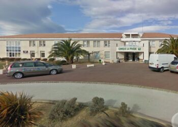 Incendie maîtrisé à la clinique de la Pinède à Saint-Estève